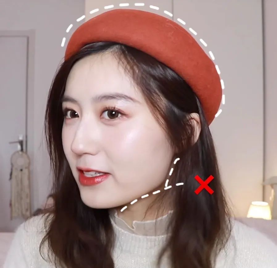 棒球帽白色和黑色帽子哪个显脸小,帽子大头围大脸显脸小