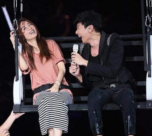 林俊杰给田馥甄唱的什么歌,林俊杰对田馥甄唱的什么歌