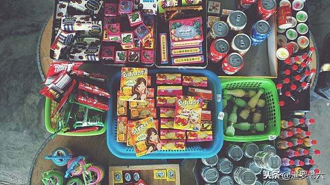 泰国零食像大米一样的,泰国漂亮的小零食