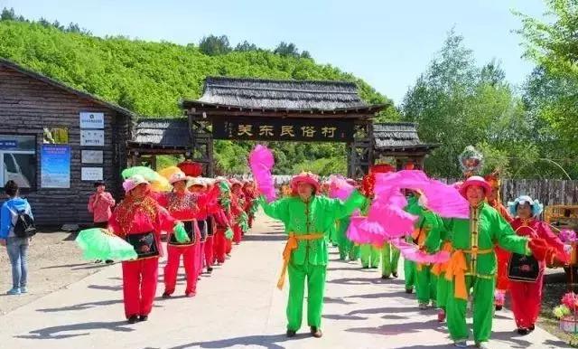 浪漫冰雪游玩攻略,浪漫冰雪夜场