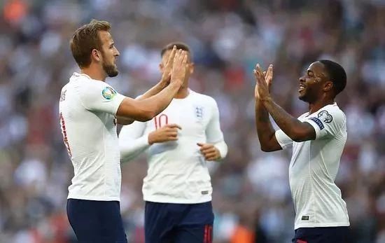 c罗越位进球葡萄牙,c罗越位进球拜仁视频