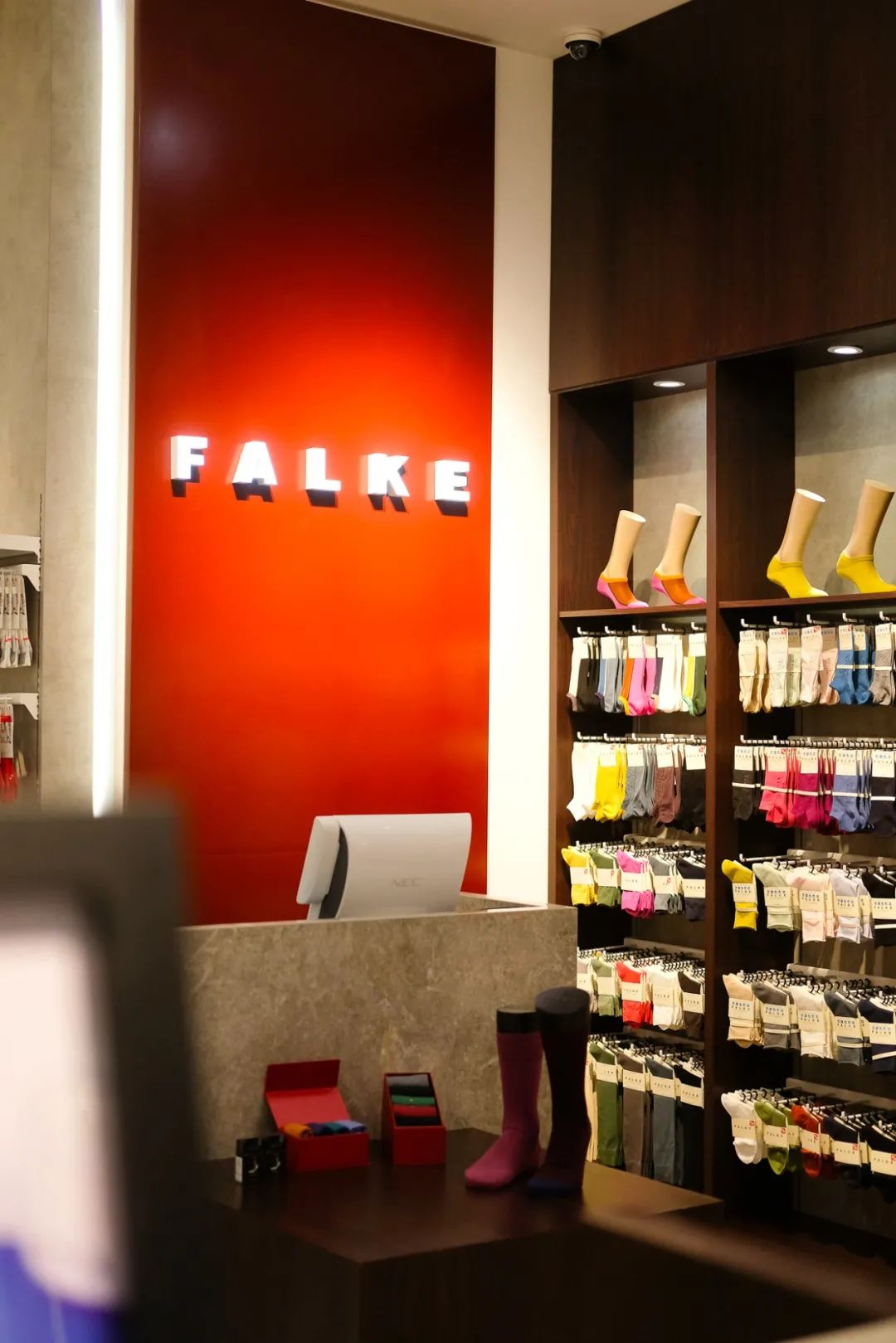 购物指南 | 轻松get顾佳式穿搭，并附越买越省的秘笈