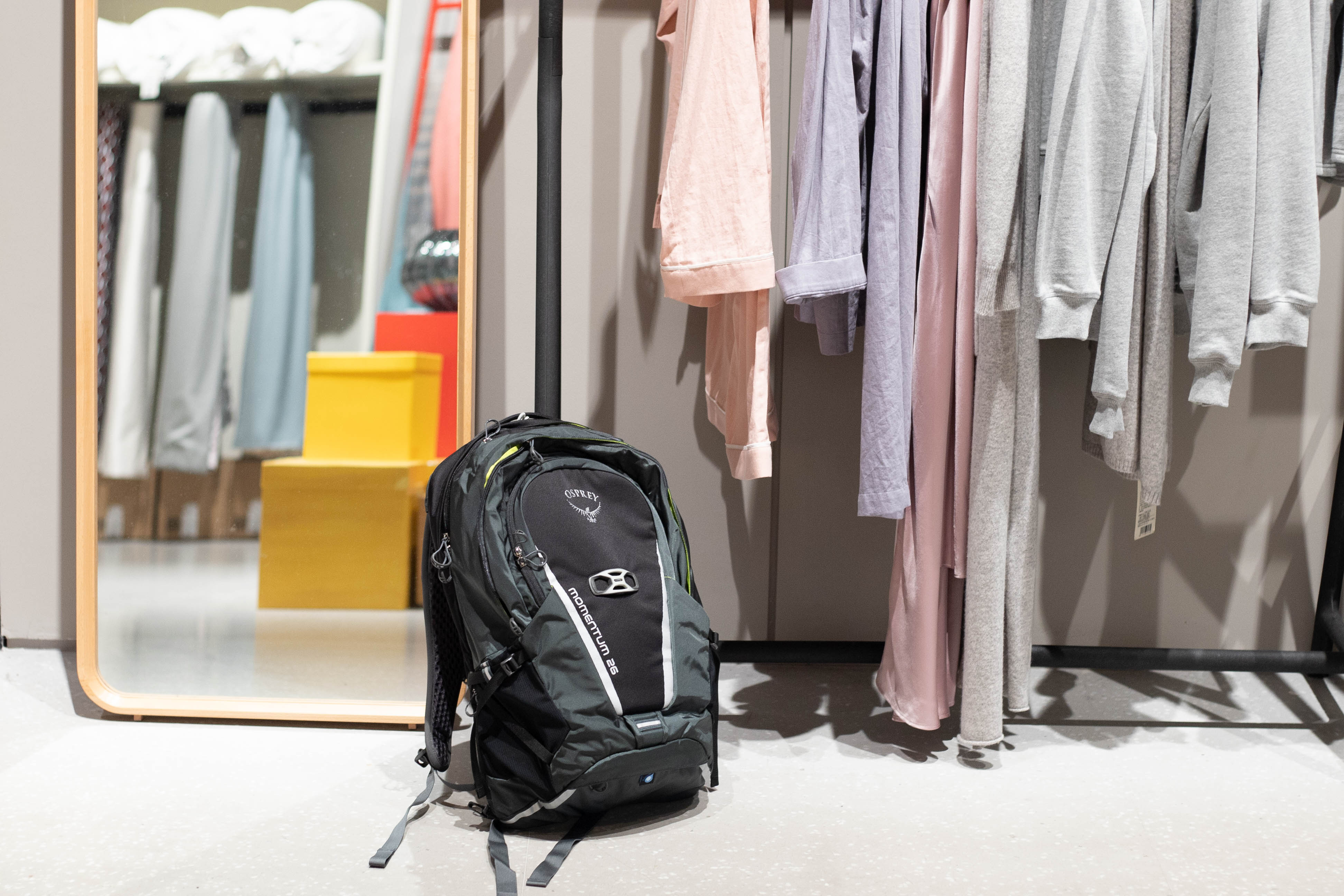 通勤男款双肩包推荐,男人双肩包推荐奢侈品