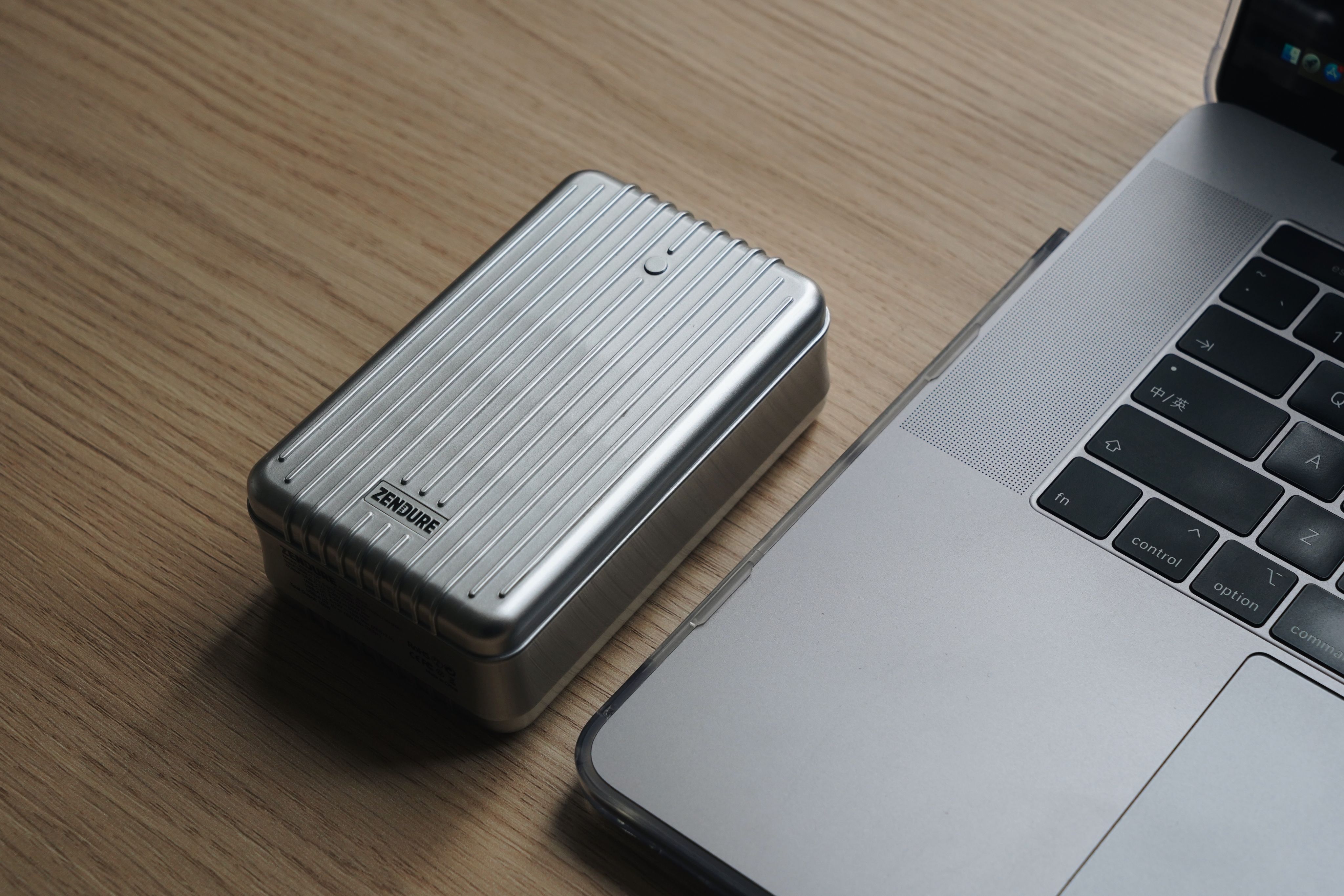 ipadpro值得买吗2017,ipadpro值得买原装键盘吗