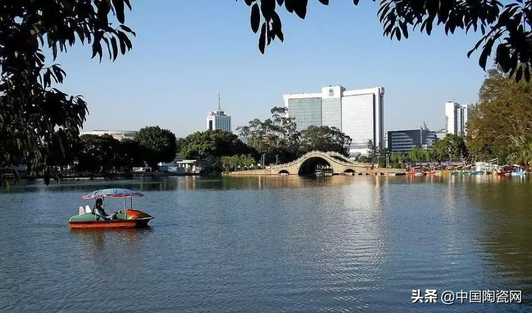 想知道最会卖砖的福建人怎样卖砖吗？｜终端调研（福州站1）