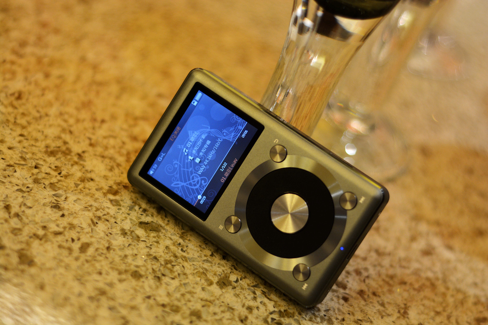 重拾学生时期听歌心情——飞傲X3K无损*放播**器把玩