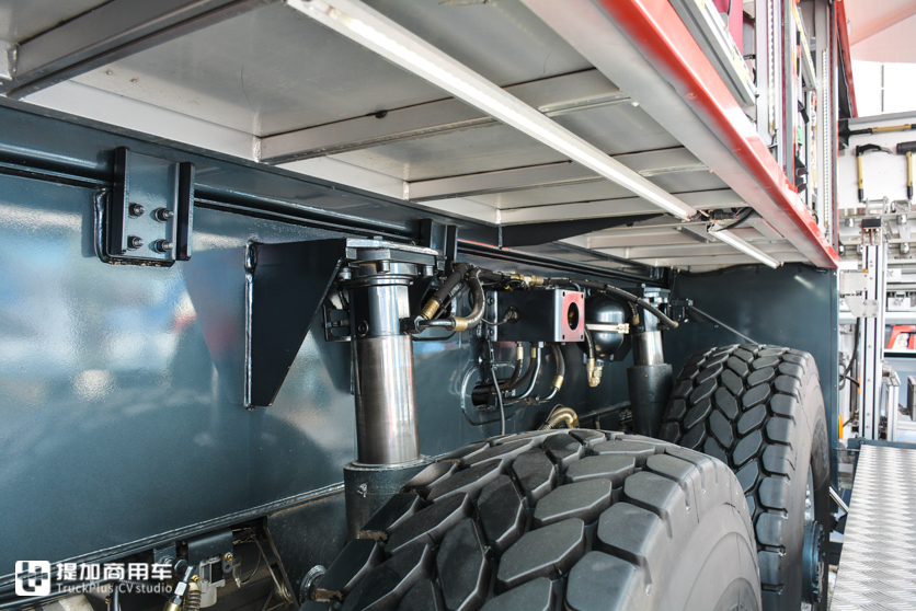 货箱3.7米的卡车,最干净货箱卡车驾驶室