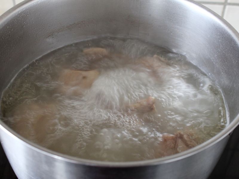 如何熬羊骨头汤,怎样熬羊骨头汤香好喝