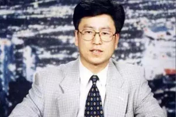 白岩松连线大连疫情,疫情白岩松演讲