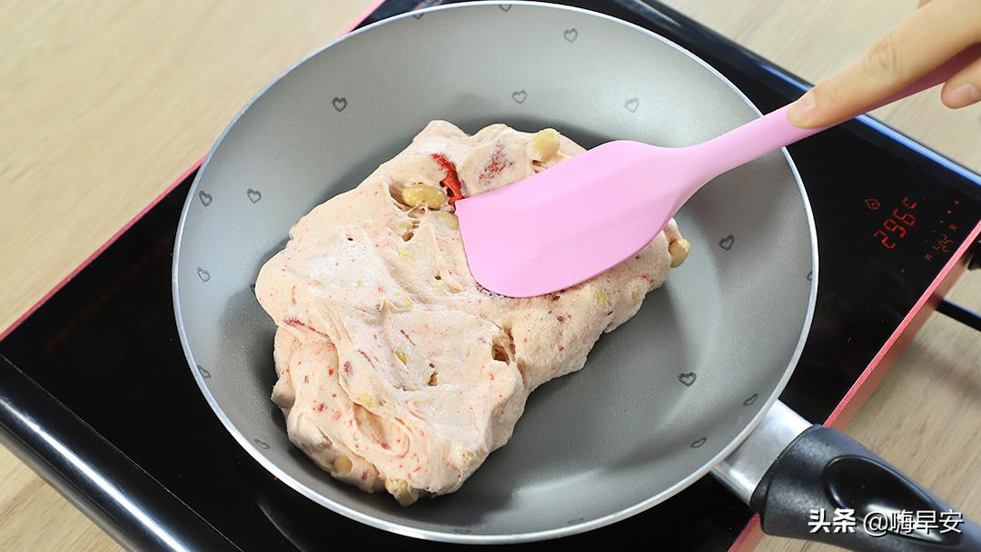 自己在家做牛轧糖的做法,自制牛轧糖的做法教程