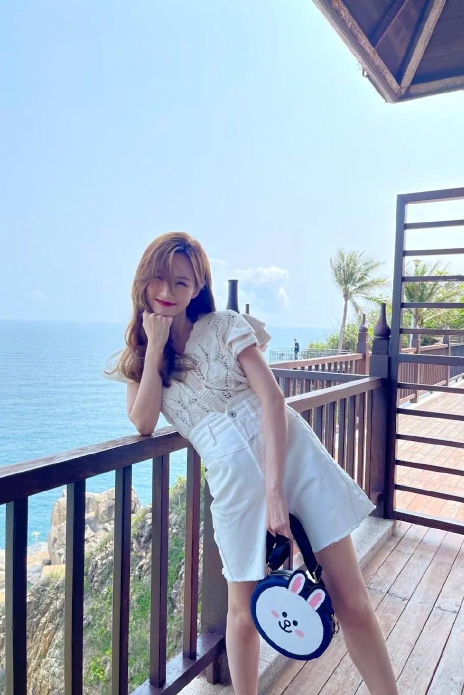 copy了杨超越的衣橱，这个夏天我最甜