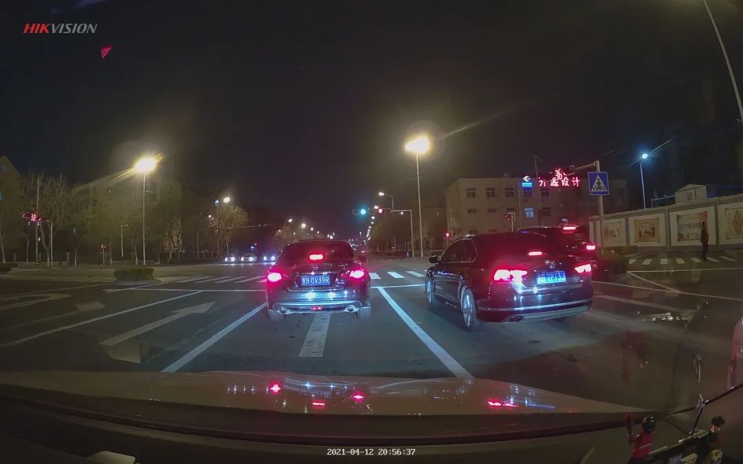 平价行车记录仪,行车记录仪推荐四镜头