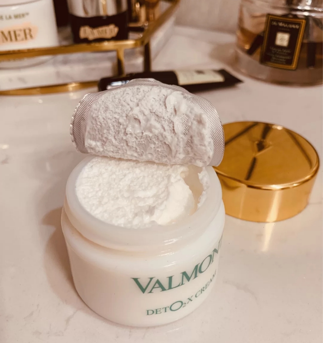 女人必知道的护肤品牌子,赫莲娜哪一款面霜适合大油皮