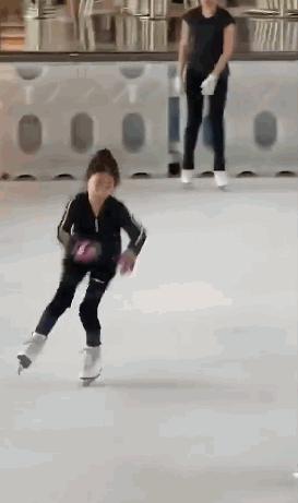 世界冠军对孩子严格训练,世界冠军参加孩子的运动会