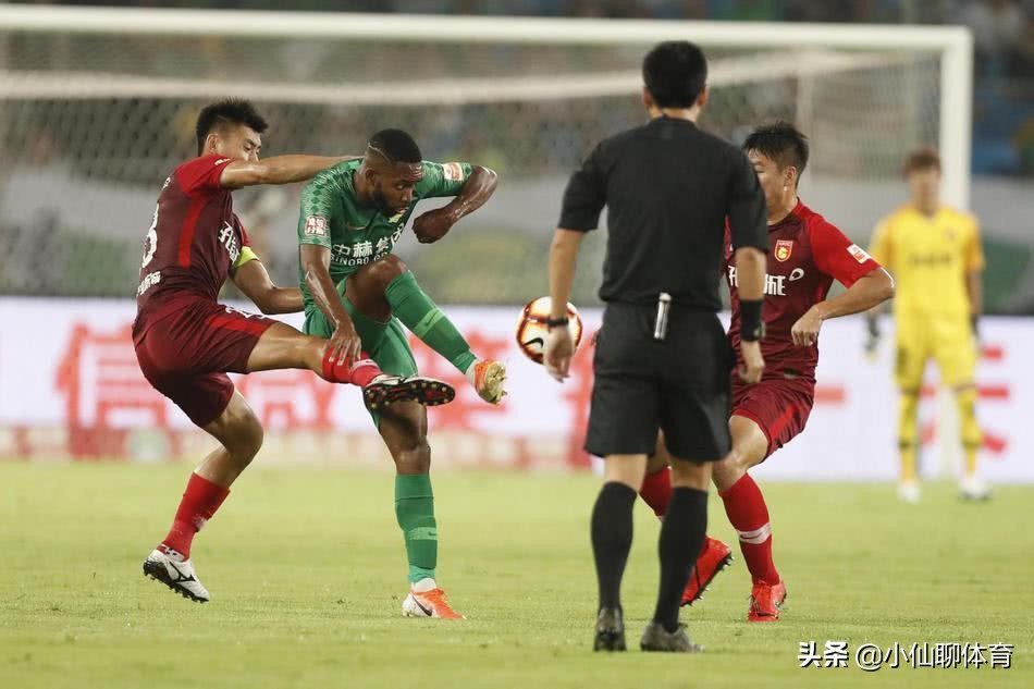 吃相太难看！中国足协力挺马宁，误判非他责任，克洛泽惨遭打脸