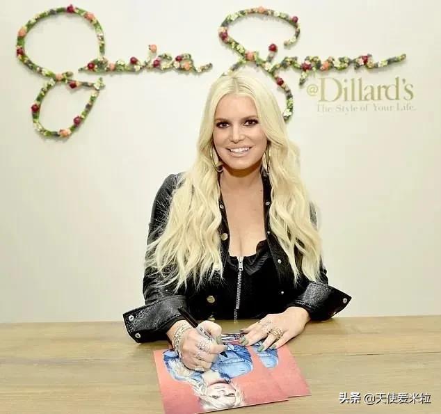 6500万美元买回尊严，前偶像女歌手杰西卡·辛普森的商战爽文