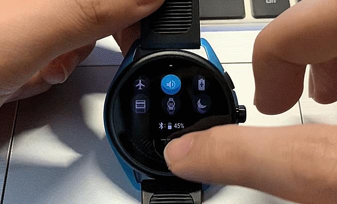 阿玛尼第五代智能手表,阿玛尼手表5a