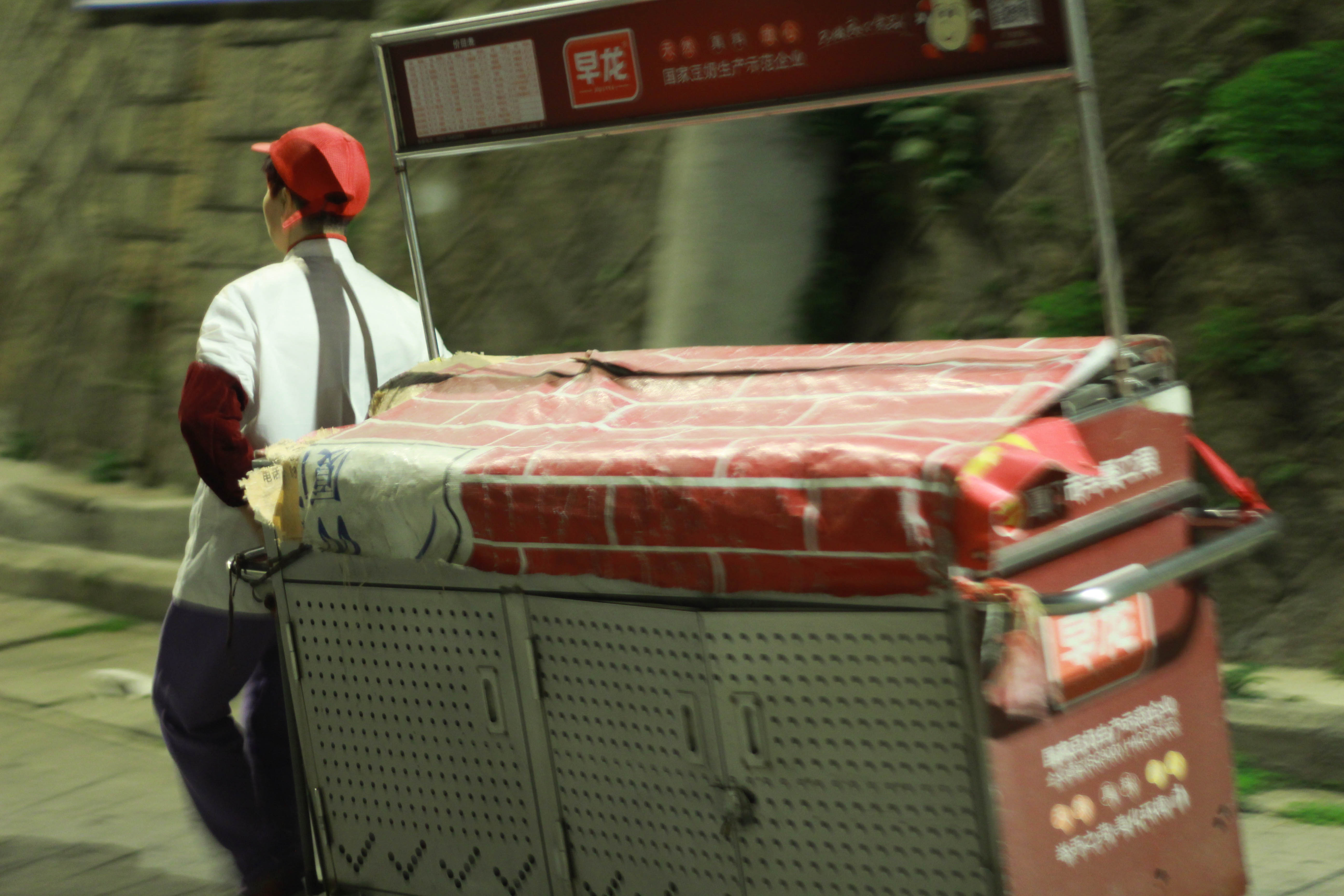 厦门人均500的自助餐厅,人均消费15元的小吃店