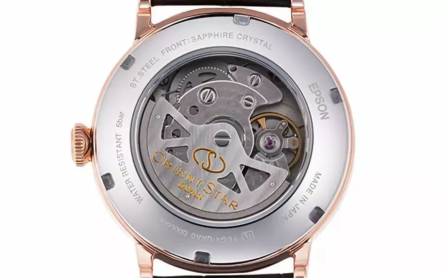 回家过年戴什么饰品好看,万国手表和浪琴哪个手表好