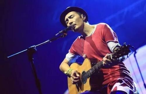 朴树唱哭了全场那些花儿,朴树那些花儿背后的故事