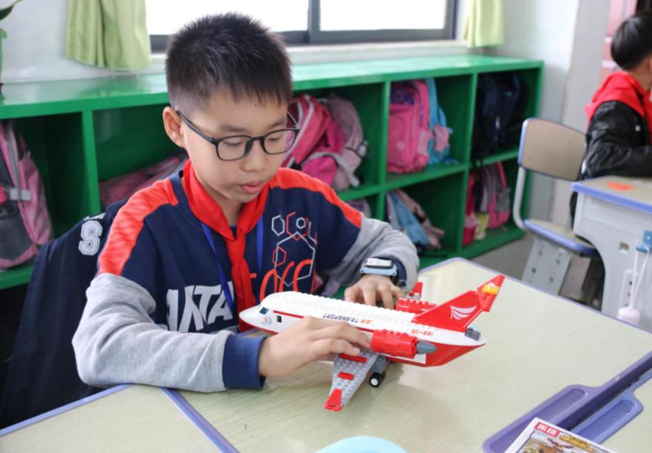 “社”彩斑斓花团锦簇---兴桂路小学社团课程剪影