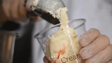 最近特火奶油冰淇淋,液氮网红冰淇淋