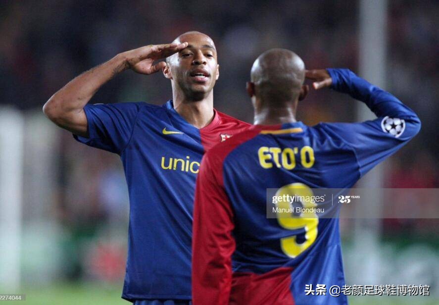 枪王加盟巴萨如愿获得欧冠，生涯唯一污点用手将法国队拍进世界杯