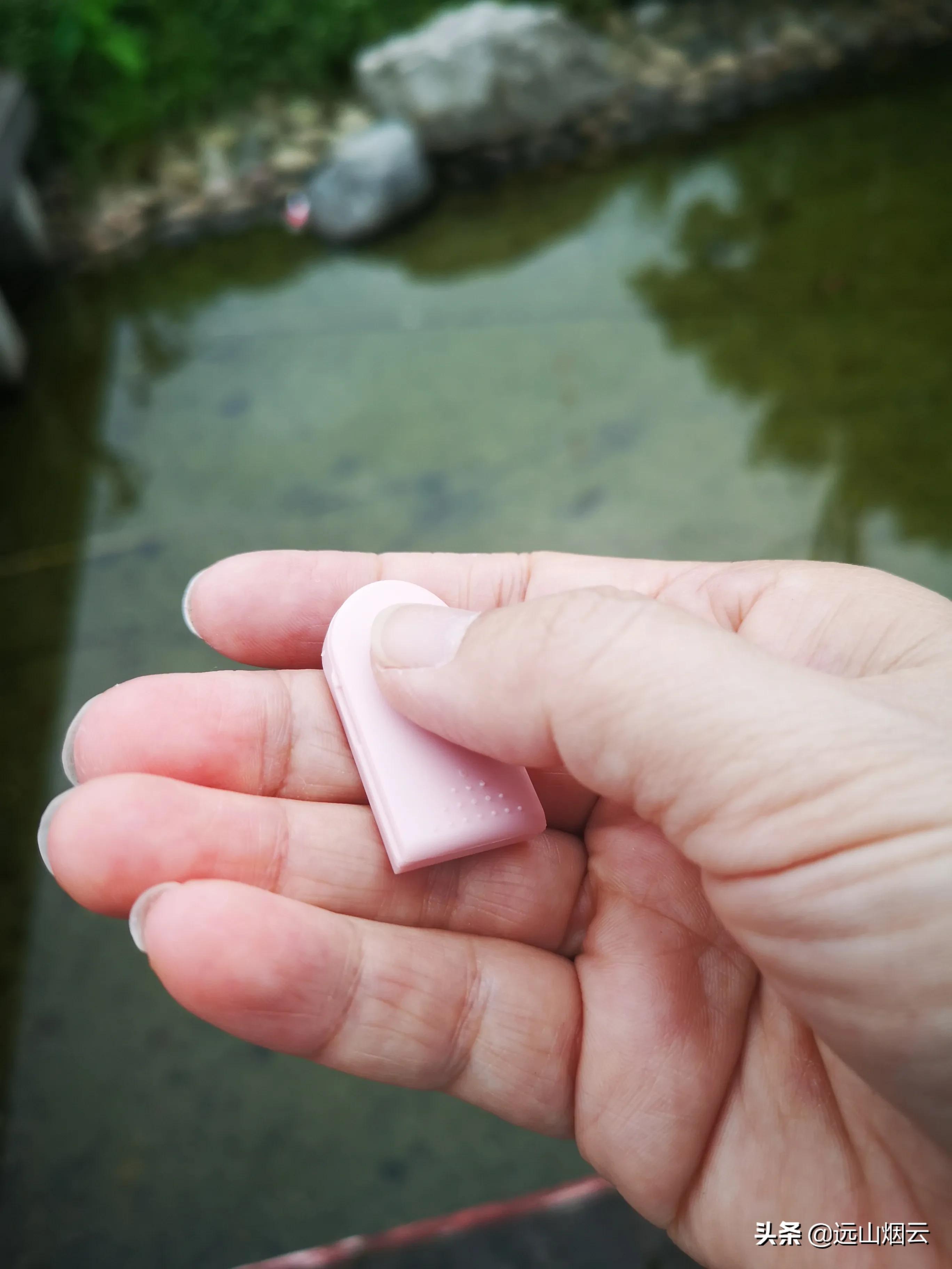 小米自拍杆使用教程,锐塔克自拍杆使用视频