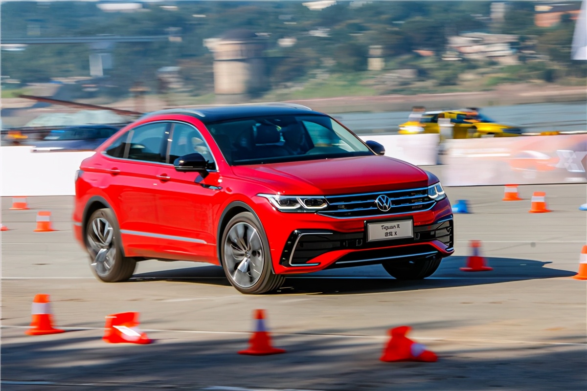 途观x两驱尊崇旗舰测试,大众新款途观x试驾