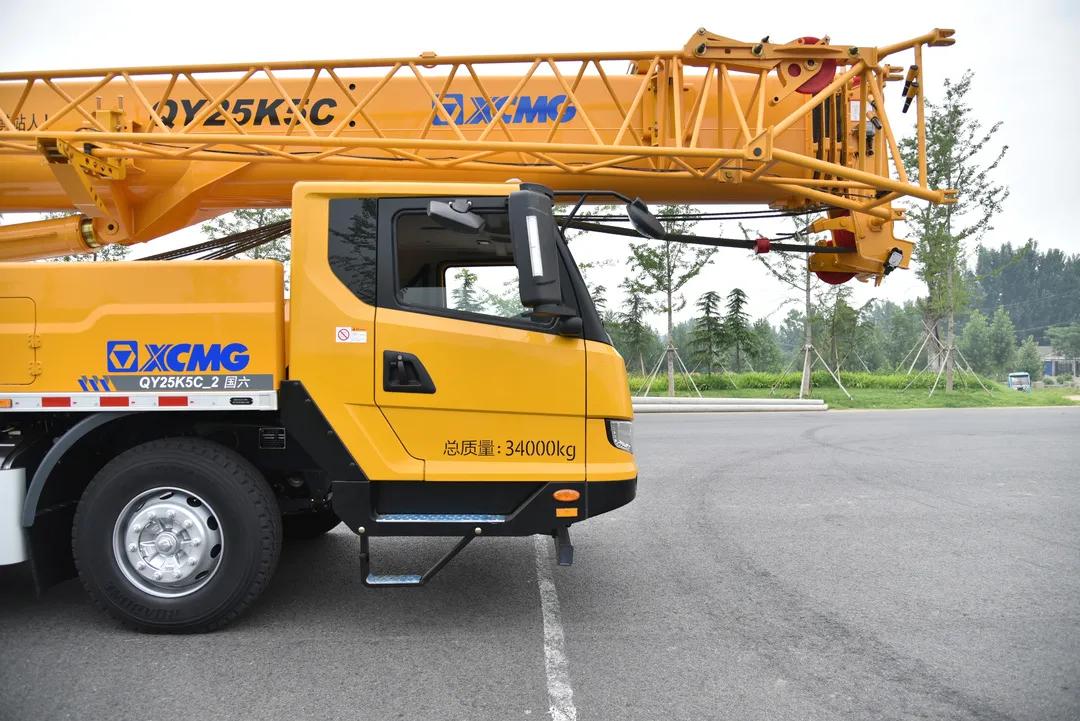 吊车25吨厂家,吊车三大厂家25吨性能比拼