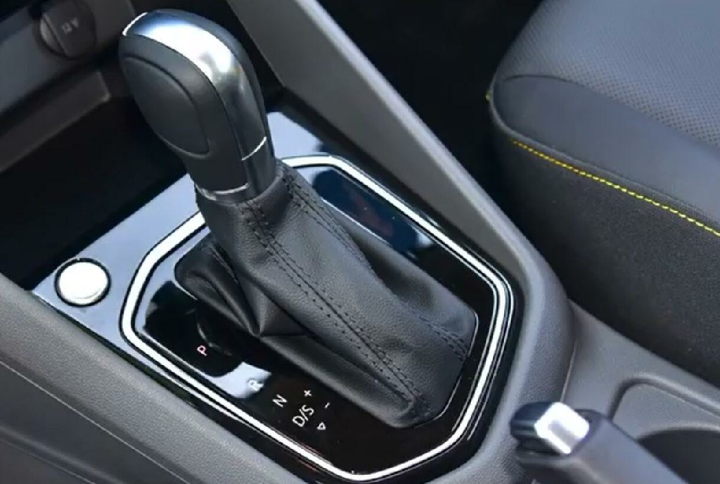 新款大众捷达vs5测评,捷达vs52022款和捷达vs72022款区别