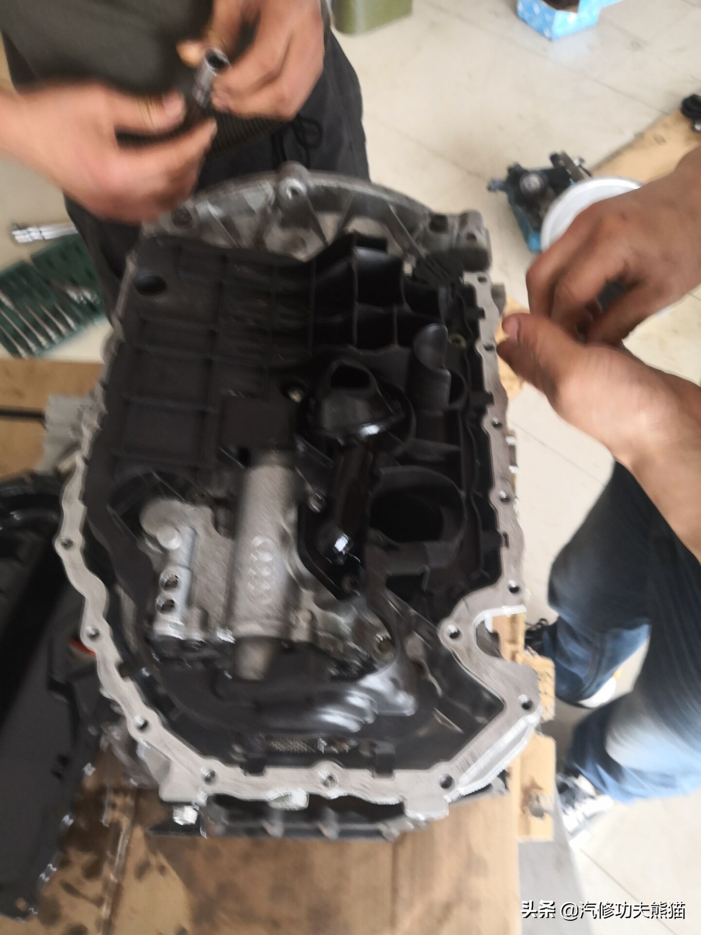 昊锐ea888二代换正时链条,昊锐ea888漏机油的地方是哪些
