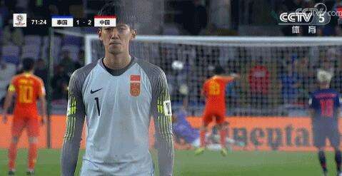 颜骏凌背身点球是什么时候,颜骏凌背身看点球