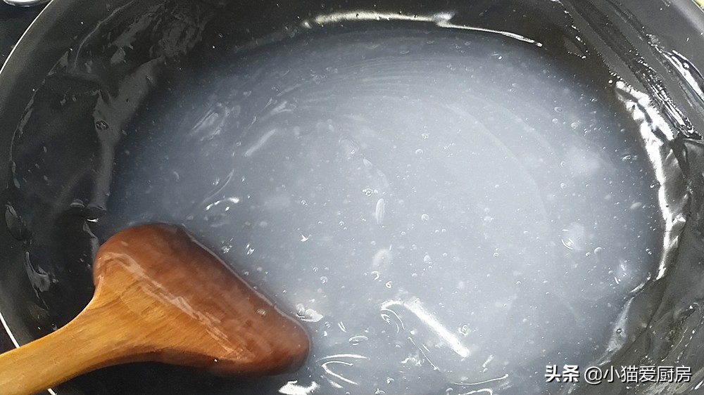 小猫做凉皮,5分钟学会做凉粉