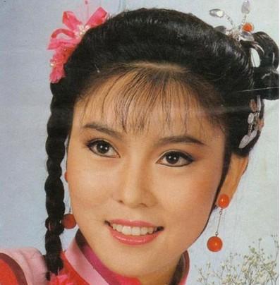 郑少秋跟沈殿霞为什么会离婚,肥姐沈殿霞问郑少秋有没有爱过她