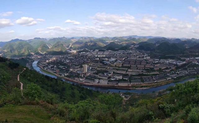 喝酱香型白酒的四大好处,喝酱香型白酒竟然还有这些好处