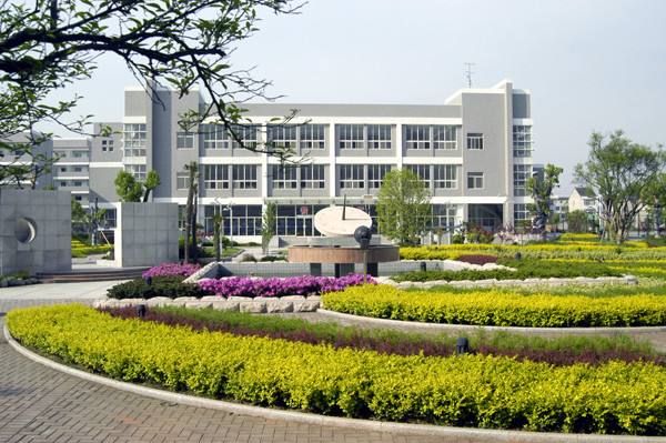 江苏省靖江高级中学晚会,江苏省靖江高级中学怎么样