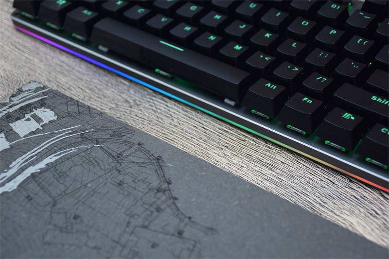 《胜利的曙光》,富勒破晓之神换键盘几个键失灵了