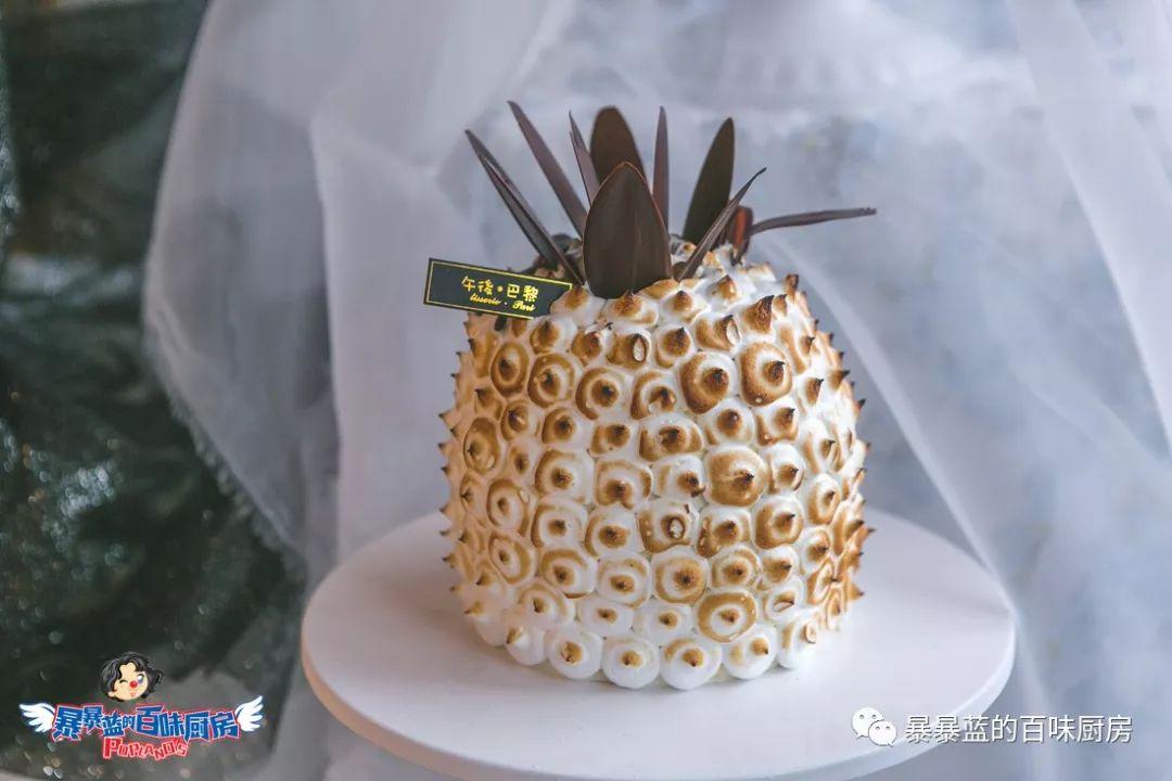 1500个忠粉入坑4年，终于等到实体店！每款蛋糕都让人忘记卡路里