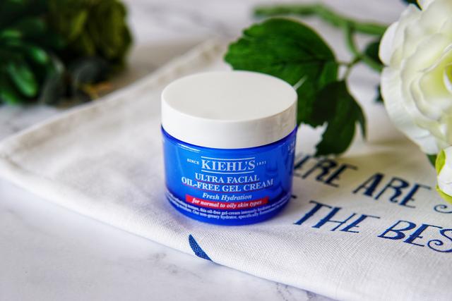 油皮夏季适合用什么面霜 (夏季好用不油的面霜推荐)