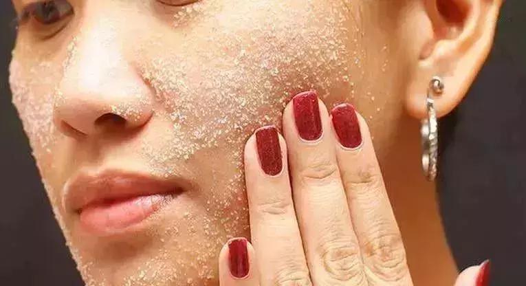 毛孔粗大收缩毛孔最有效的方法,毛孔粗大收缩毛孔最快有效的方法