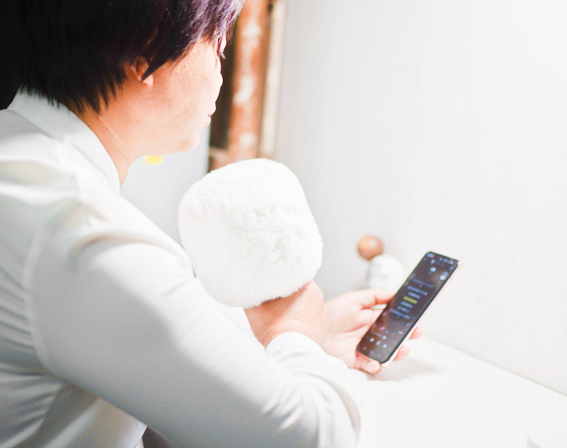 iphone唱吧录音用什么设备,唱吧小巨蛋g3麦克风怎么连接电视