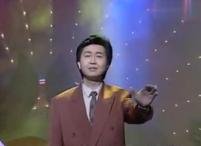 一首爱的奉献女版,一首爱的奉献原唱