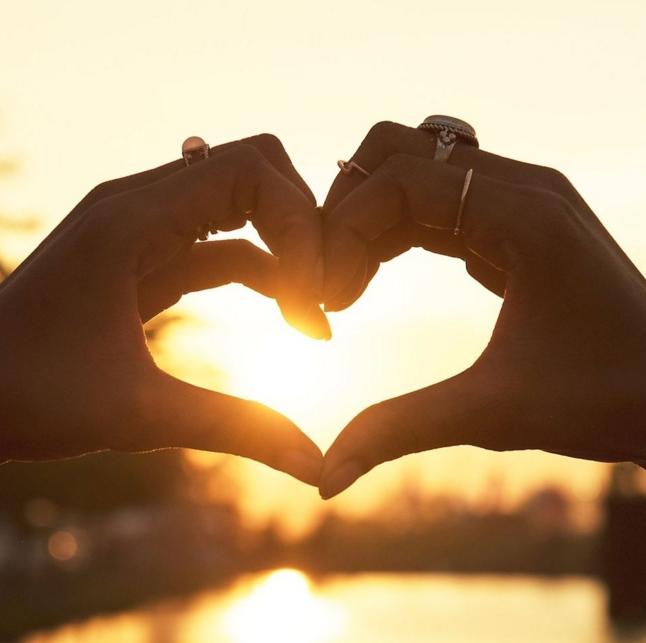 Bluenile攻略一站式服务,选择那颗夜空中最亮的星