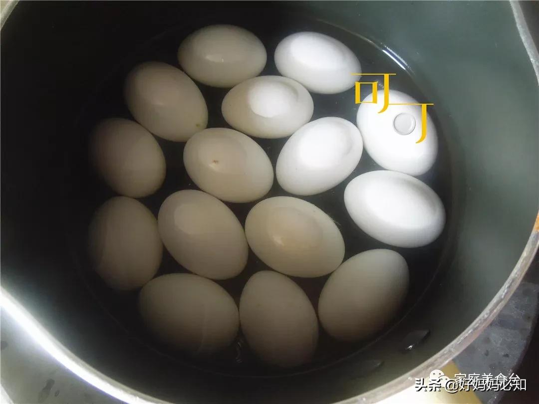 卤鸽蛋怎么做里面才能入色入味,秘制鸽子蛋的方法