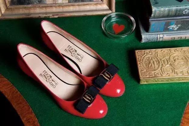 100元的高跟鞋跟500元的区别,100块高跟鞋和125块高跟鞋