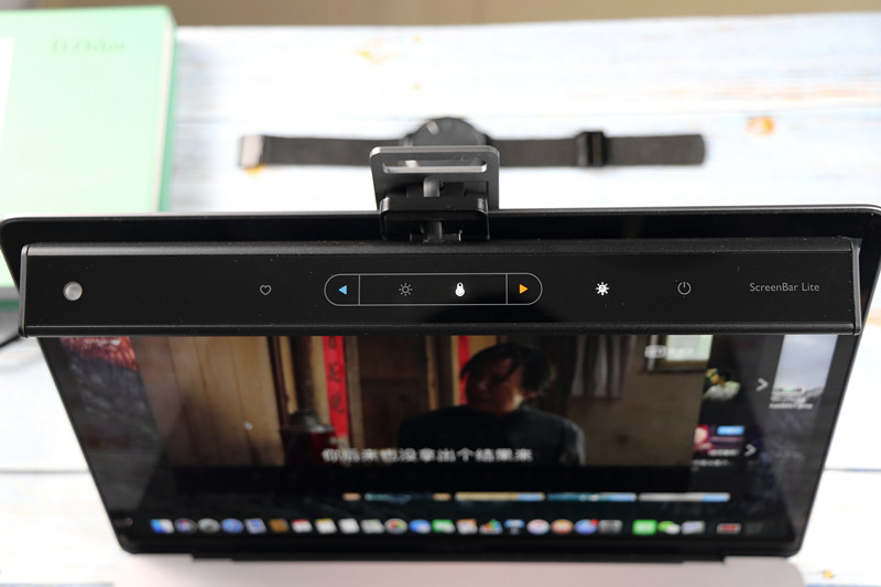 晚上看电脑觉得不舒服，试试这款