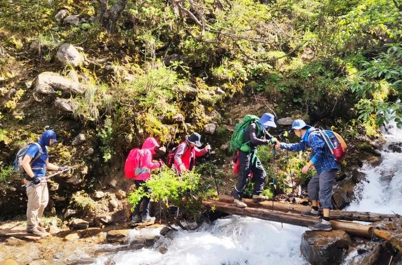 贡嘎山的徒步,贡嘎雪山大环线徒步游记