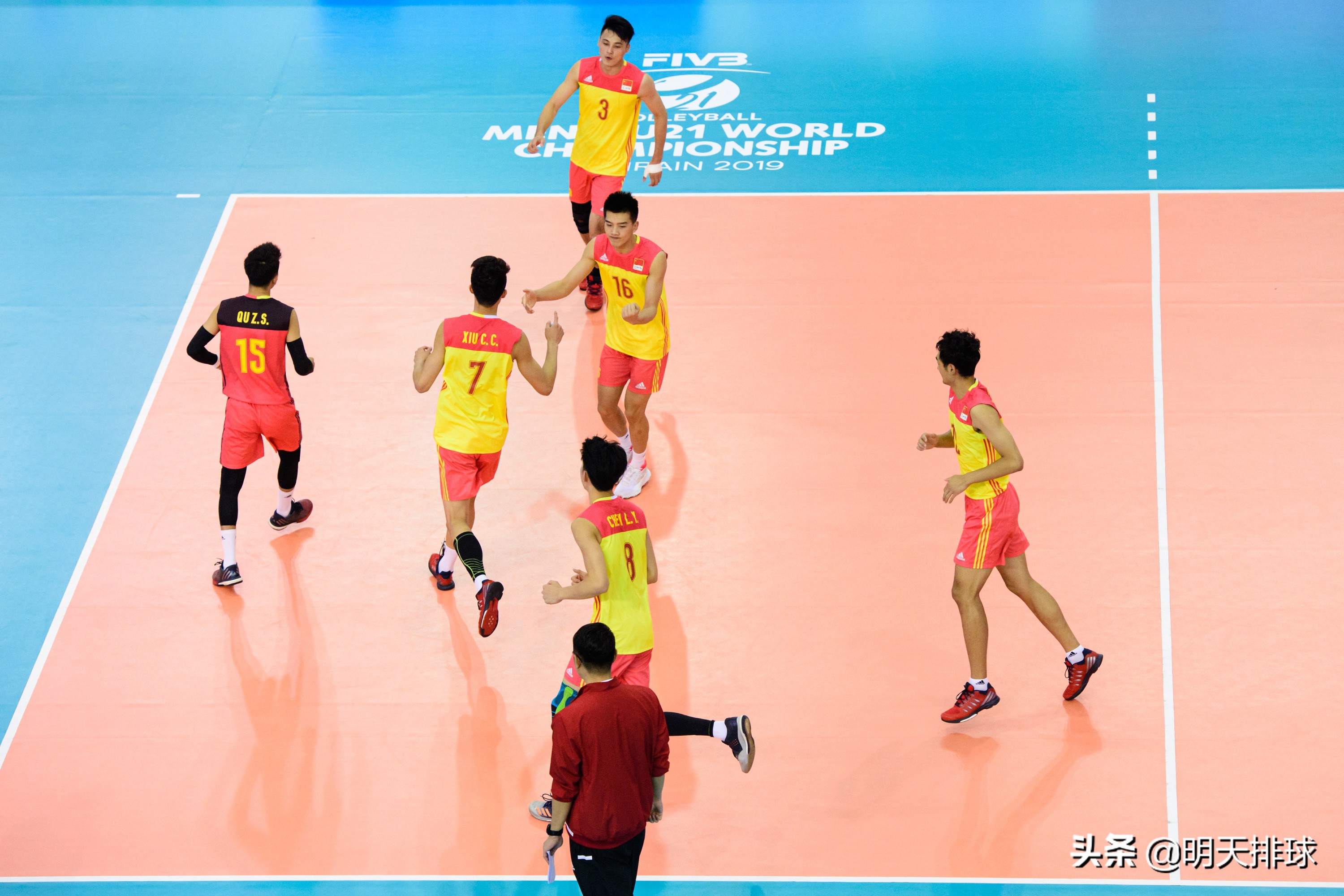 男排亚洲杯中国对韩国逆转,男排亚洲杯决赛中国队3-0完胜日本