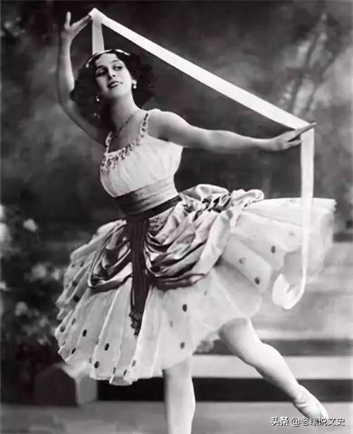 中国近代舞蹈第一人,中国的舞蹈第一人是哪位女性